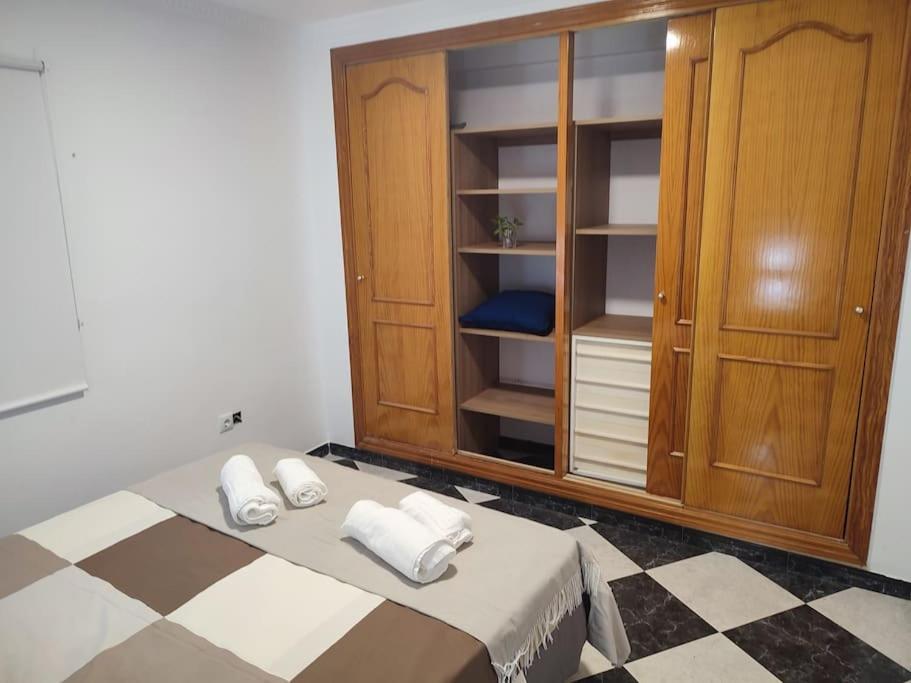 Apartamento En Playa Carvajal ฟูเอนฮิโรลา ภายนอก รูปภาพ