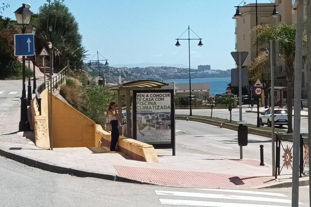 Apartamento En Playa Carvajal ฟูเอนฮิโรลา ภายนอก รูปภาพ